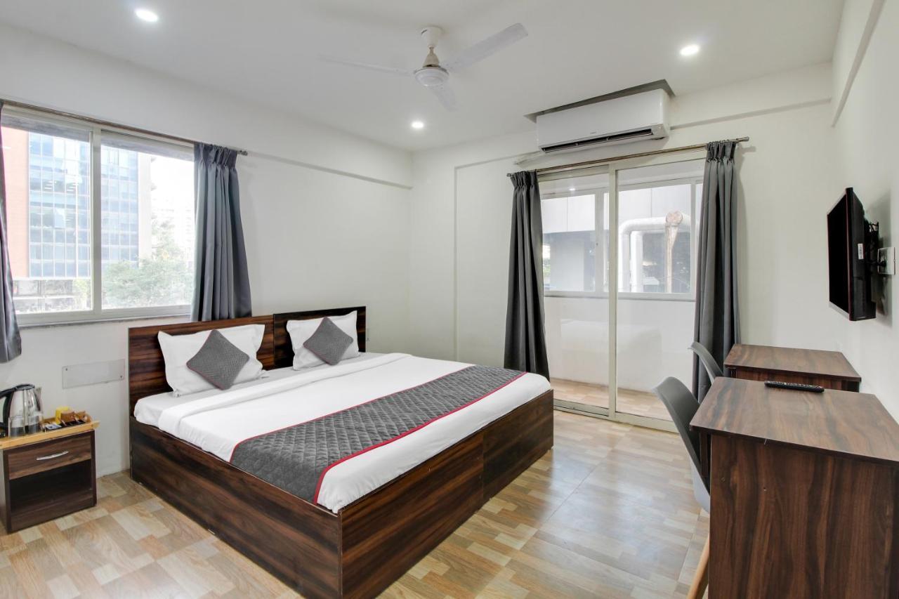 Super Oyo Townhouse 1237 Balewadi Hotel Méribel Village Exterior foto