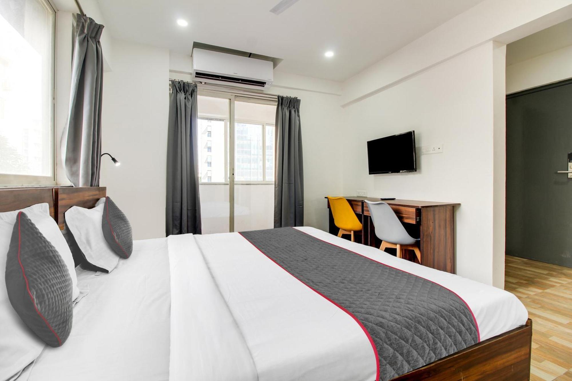 Super Oyo Townhouse 1237 Balewadi Hotel Méribel Village Exterior foto
